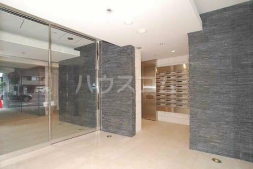 15/20 エントランス