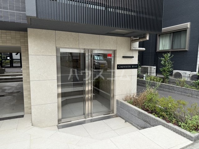 22/30 エントランス