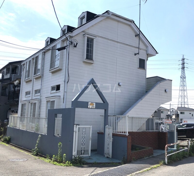 17/17 エントランス