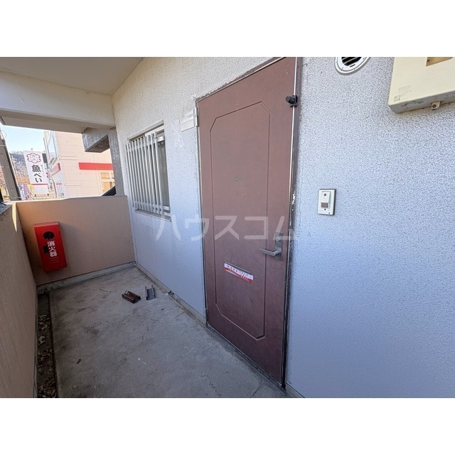 20/28 エントランス