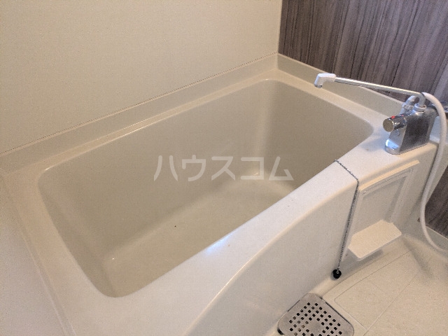 14/27 浴室
