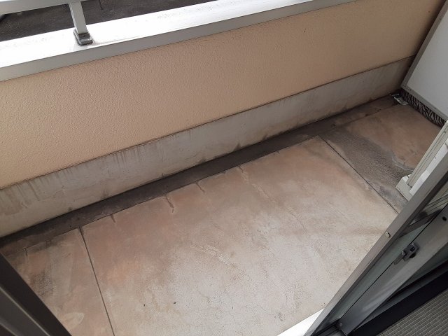 15/23 バルコニー