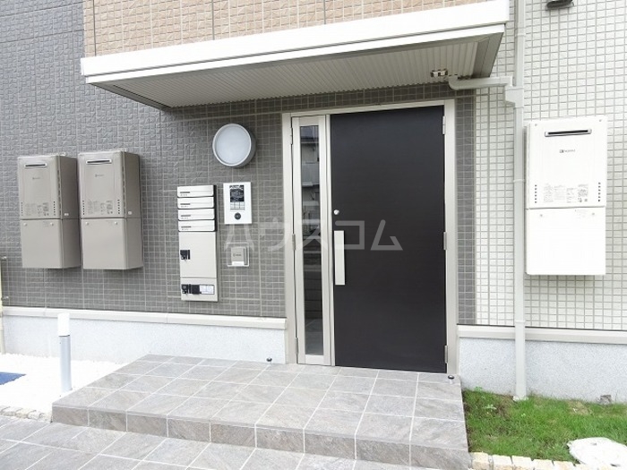 15/20 エントランス