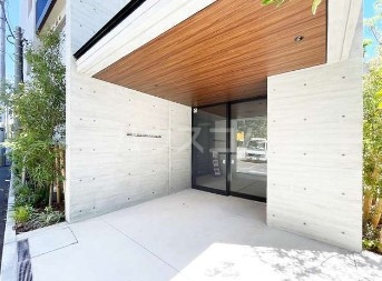 15/24 エントランス