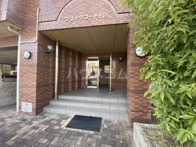 19/29 エントランス