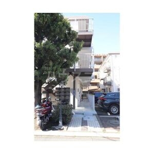 13/17 エントランス