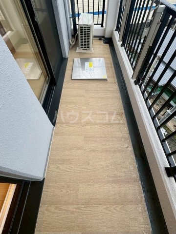 15/27 バルコニー