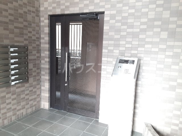 29/30 エントランス