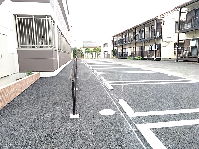 2/6 駐車場