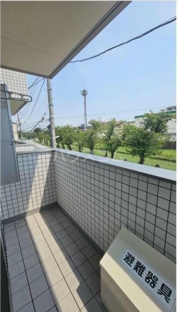 14/23 バルコニー