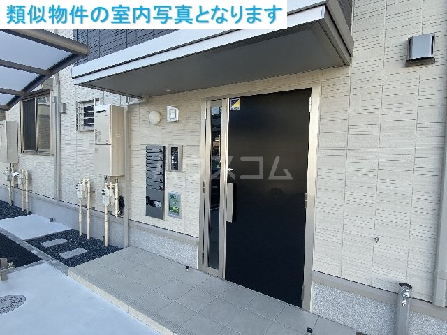 16/26 エントランス