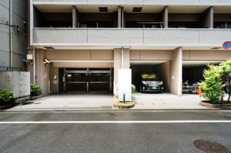 20/30 エントランス