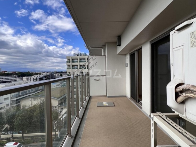 15/26 バルコニー