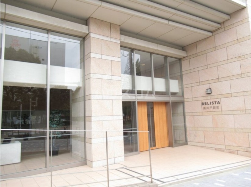 24/26 エントランス