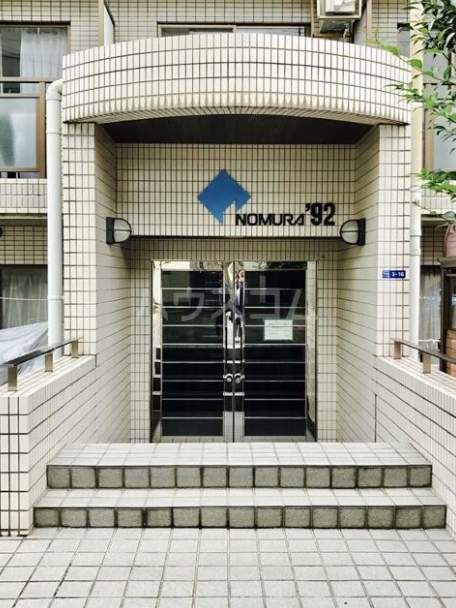 19/29 エントランス