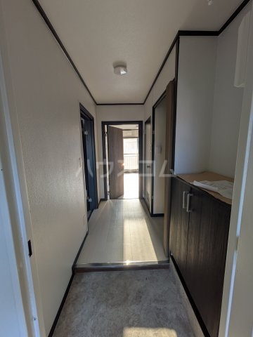 2/5 エントランス