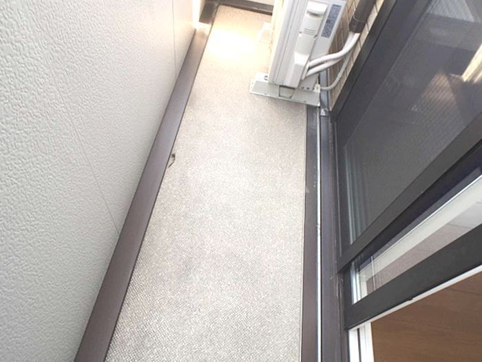 13/21 バルコニー