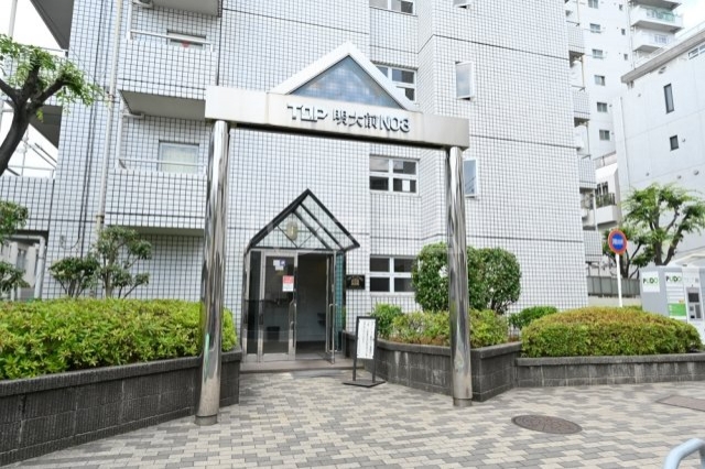 3/4 エントランス