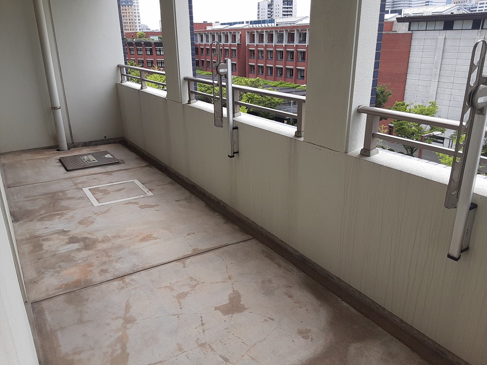 15/27 バルコニー