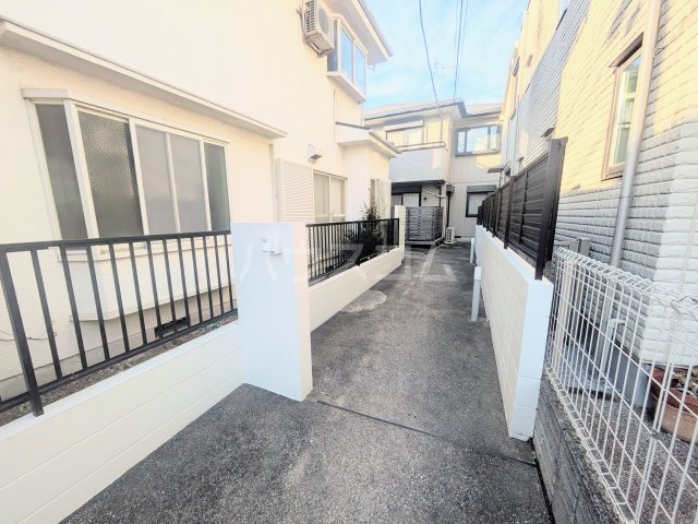 21/28 エントランス