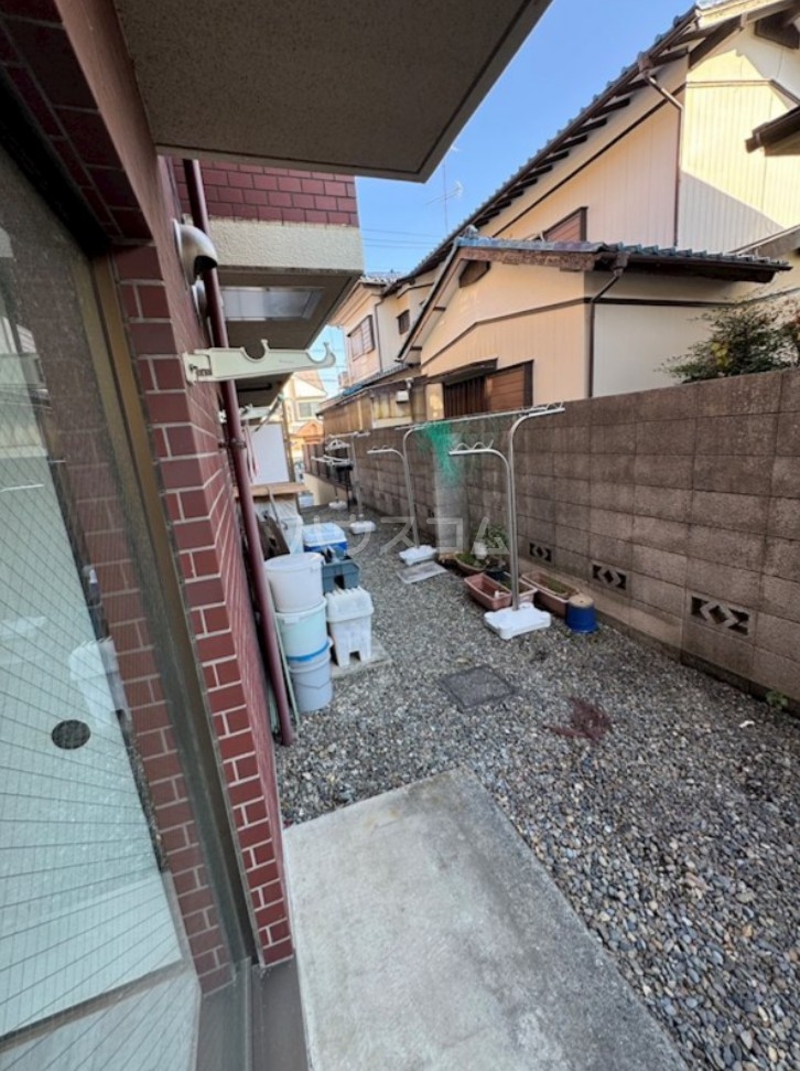 13/20 バルコニー