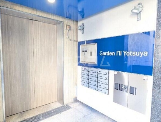 2/10 エントランス