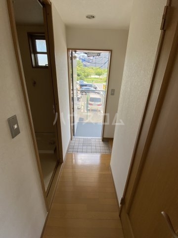 25/25 エントランス