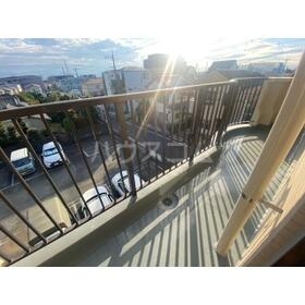 13/16 バルコニー