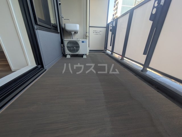 21/30 バルコニー