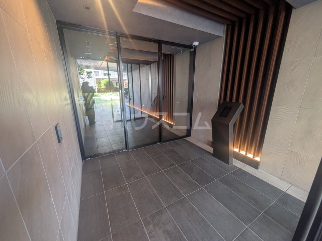 29/30 エントランス