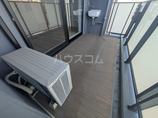 23/30 バルコニー