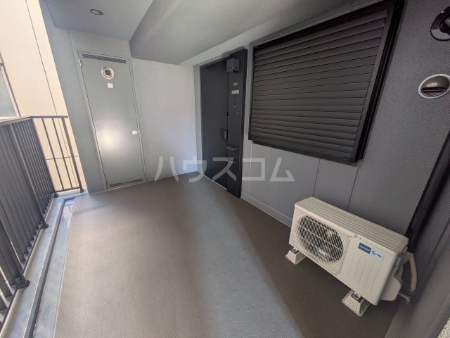 25/30 バルコニー