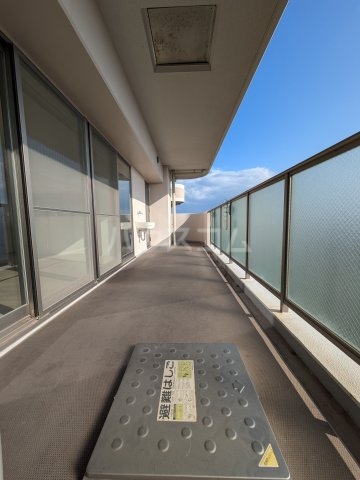 19/30 バルコニー