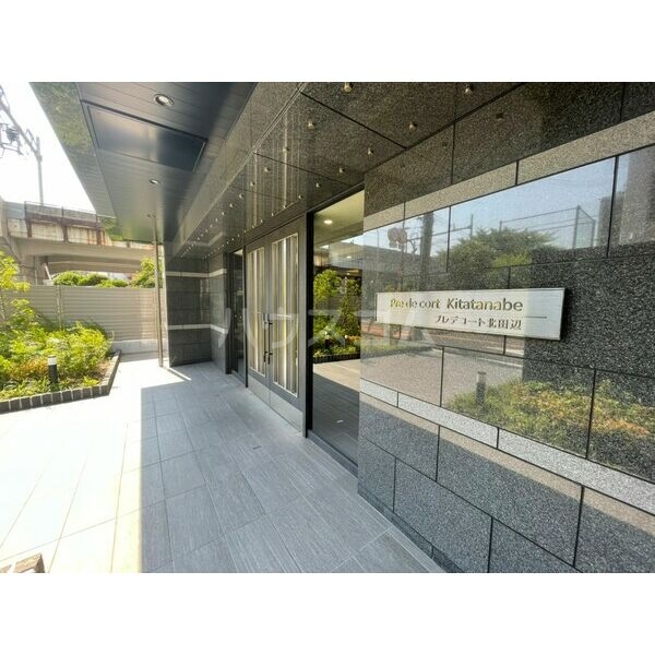 8/11 エントランス