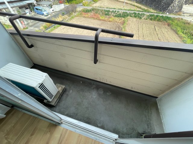 16/23 バルコニー