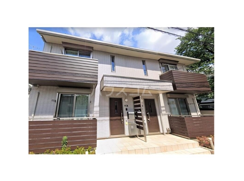 21/29 エントランス