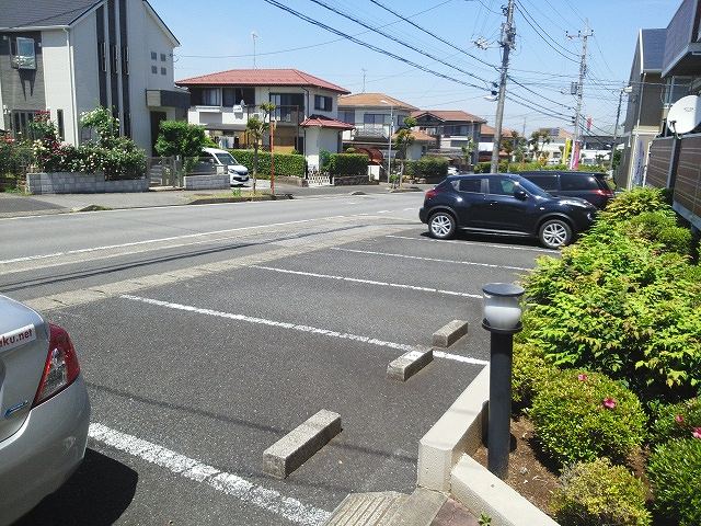 14/22 駐車場
