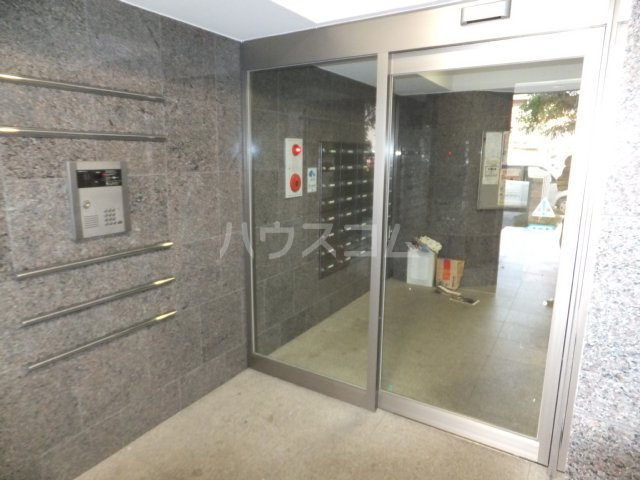 17/24 エントランス