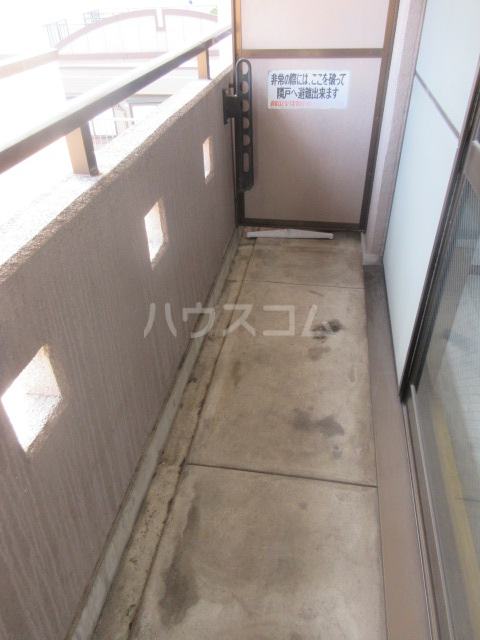 18/25 バルコニー