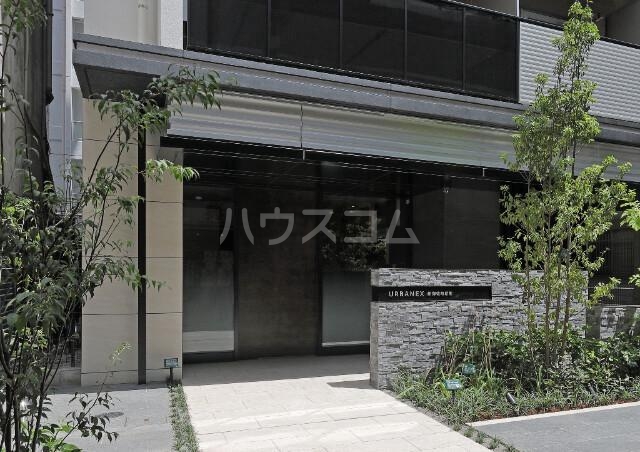 16/26 エントランス