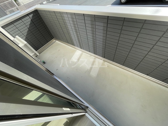 21/30 バルコニー