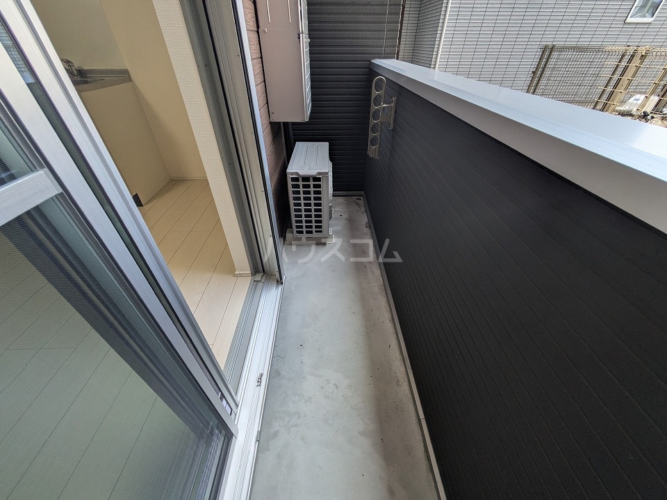 19/30 バルコニー