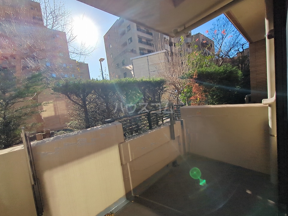 19/30 バルコニー