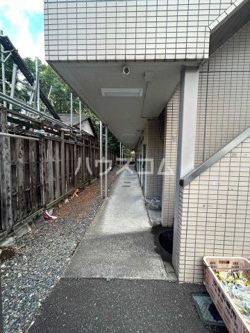 21/28 エントランス