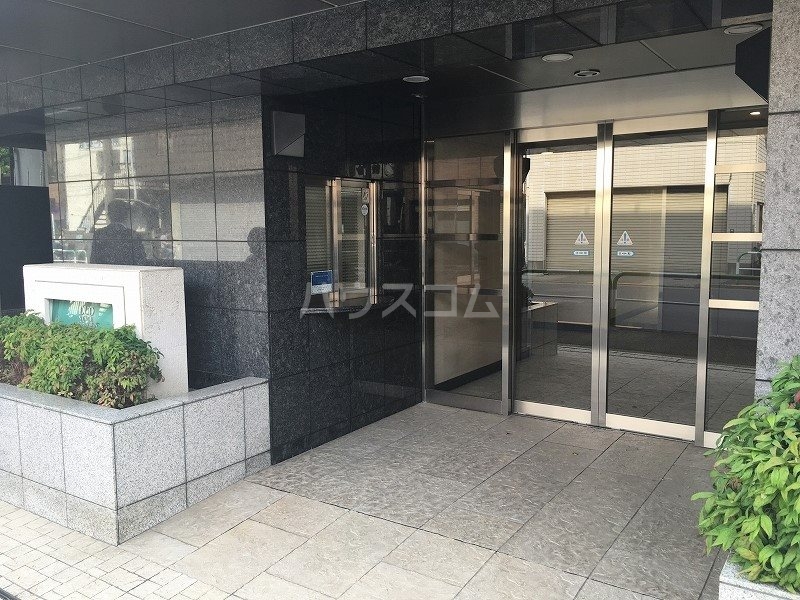 14/16 エントランス