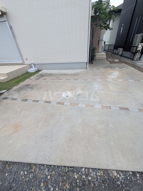 29/30 駐車場