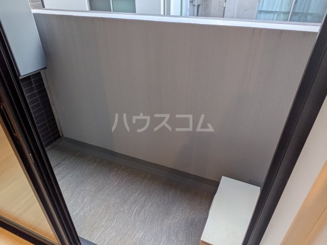 21/30 バルコニー