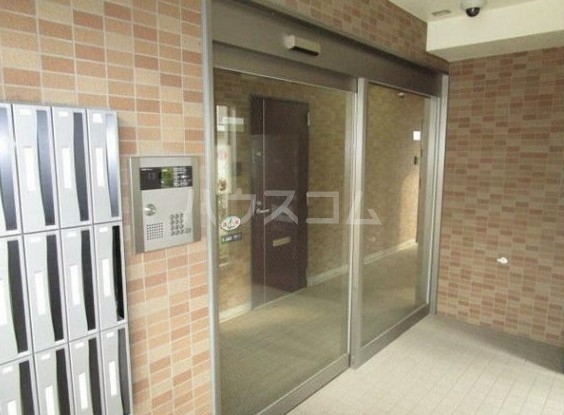 16/22 エントランス