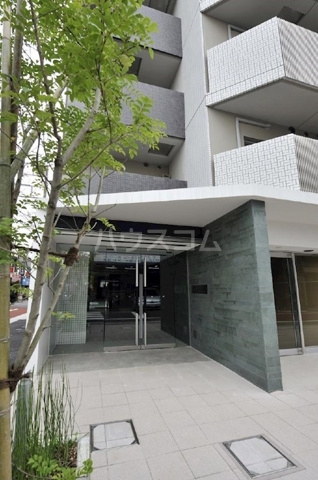 15/26 エントランス