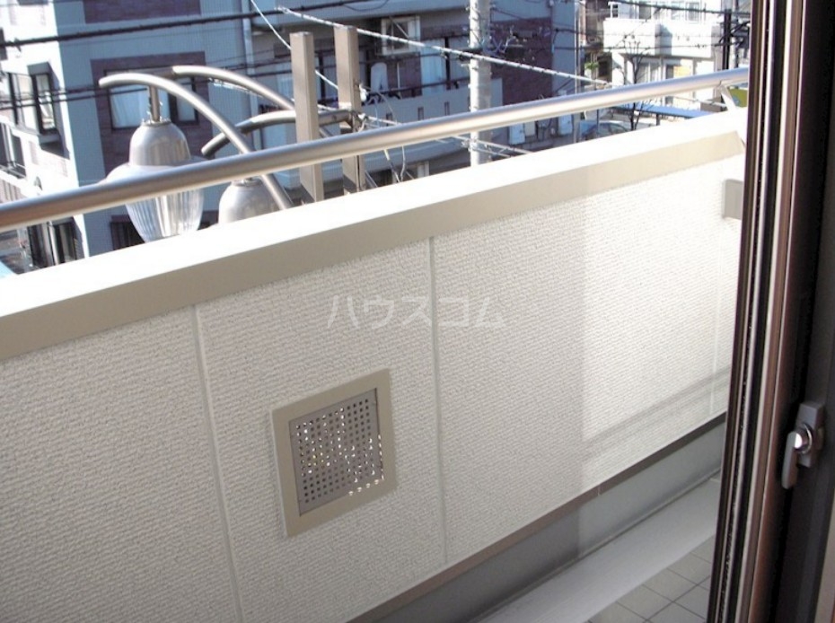 13/20 バルコニー